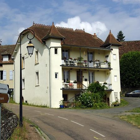 Le Puley Chambres Au Logis Des Acacias מראה חיצוני תמונה
