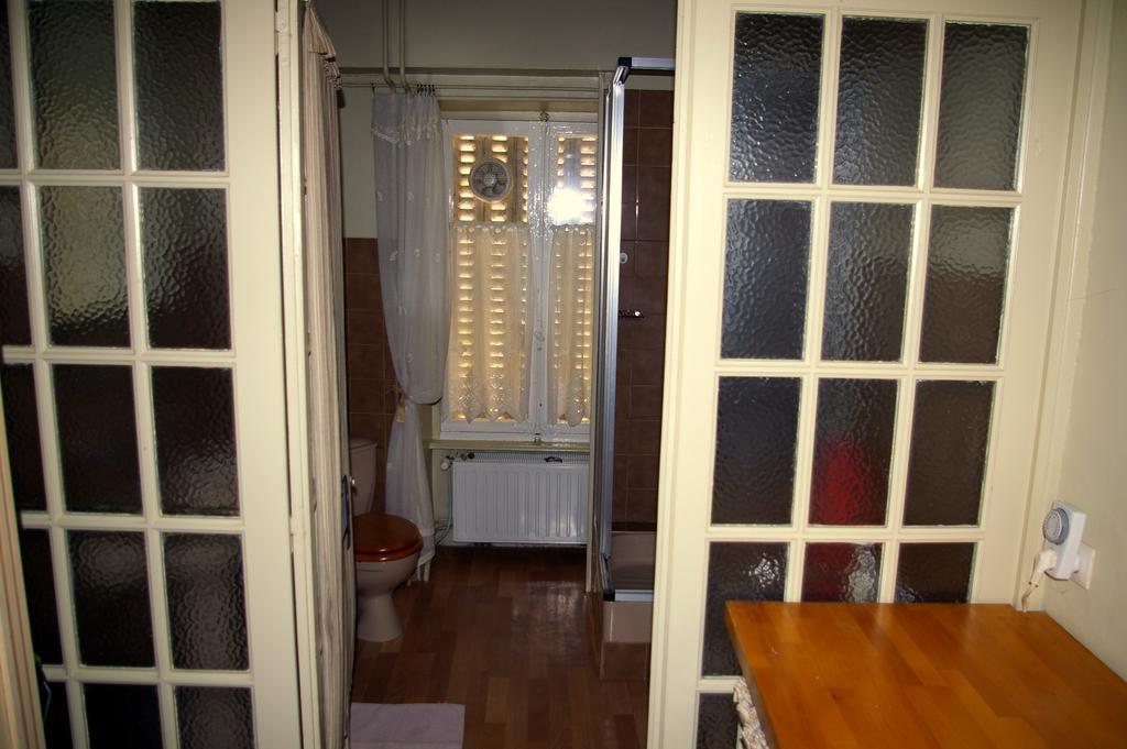 Le Puley Chambres Au Logis Des Acacias מראה חיצוני תמונה