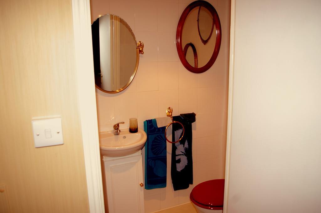 Le Puley Chambres Au Logis Des Acacias מראה חיצוני תמונה